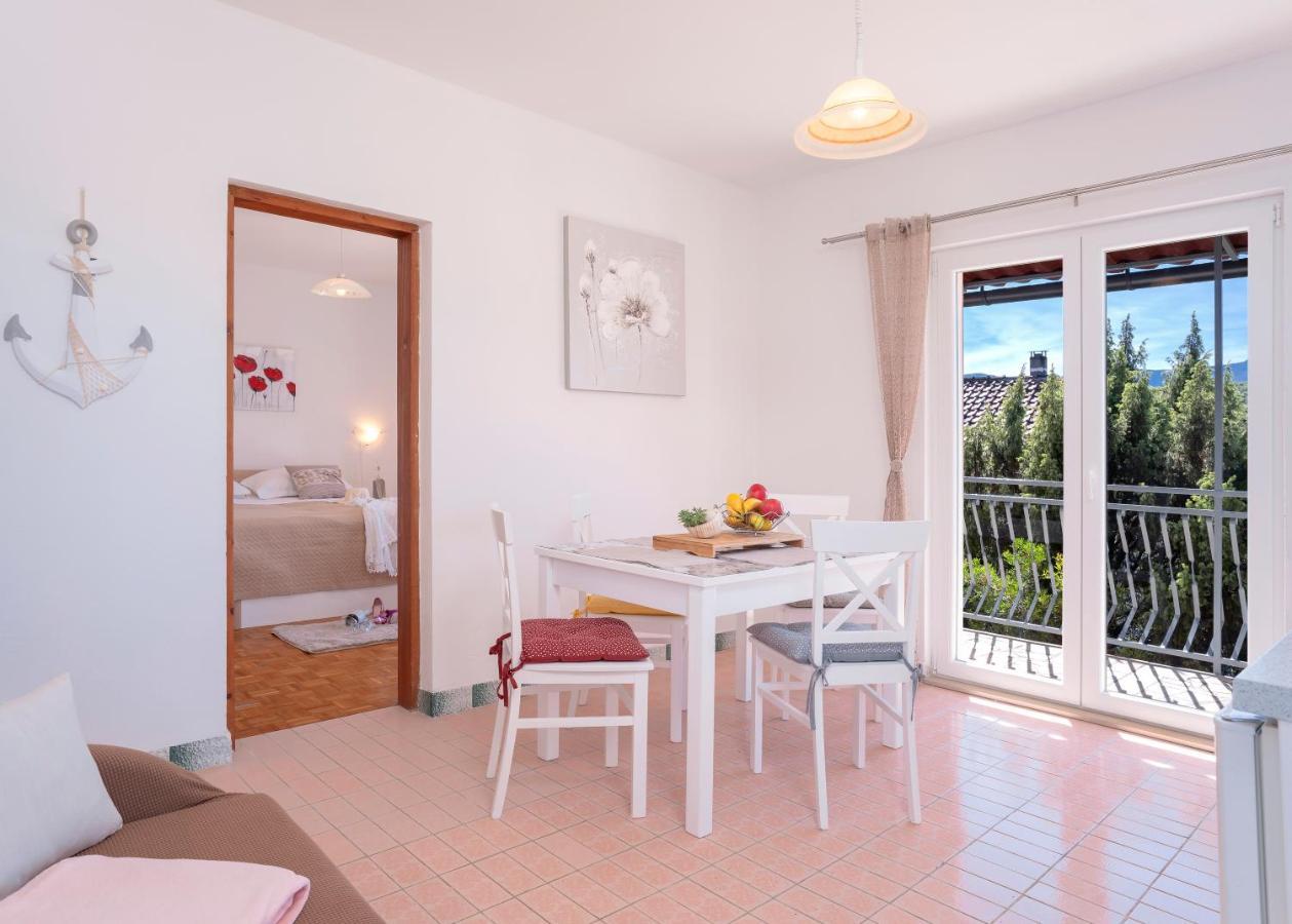Katarina Apartment *